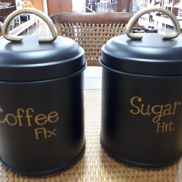 latas para café e açúcar