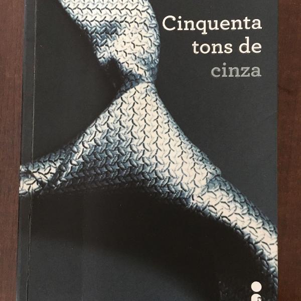 livro: cinquenta tons de cinza