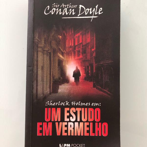 livro sherlock holmes em: um estudo em vermelho