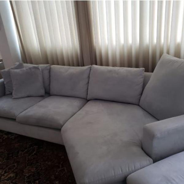 r$ 2.900 sofá 4 lugares com chaise long - ultrasuede -