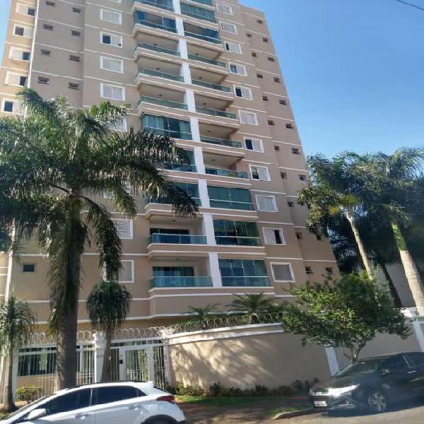 Apartamento frente ao Praia Clube, 02 Quartos, 2º andar -