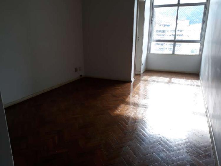 Apartamento para aluguel com 75 metros quadrados com 2