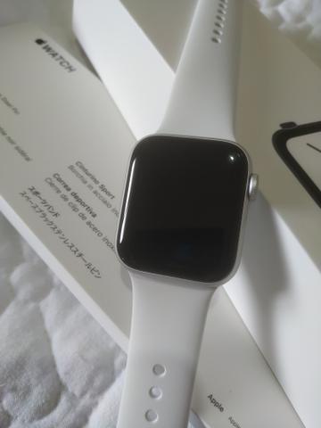 Apple Watch série 5 40mm NUNCA USADO, preto e branco 1 ano