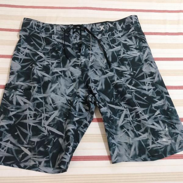 Bermuda Hurley PhantomTamanho 46 Br usada R$189