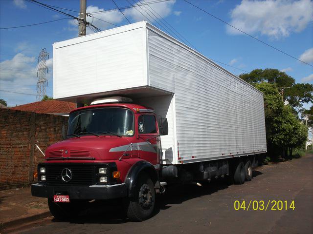 Caminhão Baú Mb 1113 - Ano 1983 - Vermelho