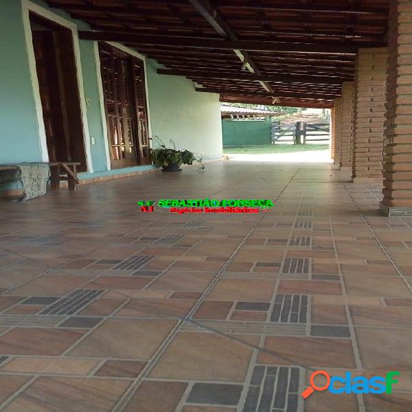 Casa 3 dormitórios para Alugar em São Francisco Xavier