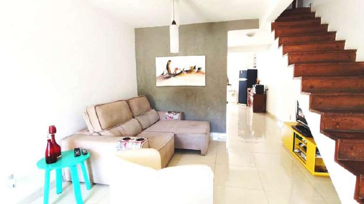 Casa Duplex com 3 quartos e 176m² no Village da Ilha –