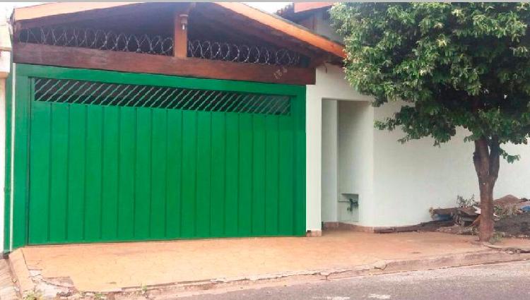 Casa para venda com 168 metros quadrados com 3 quartos