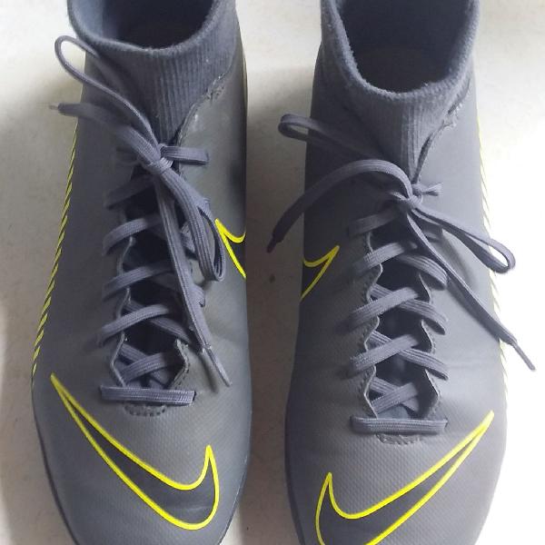 Chuteira Nike Mercurial