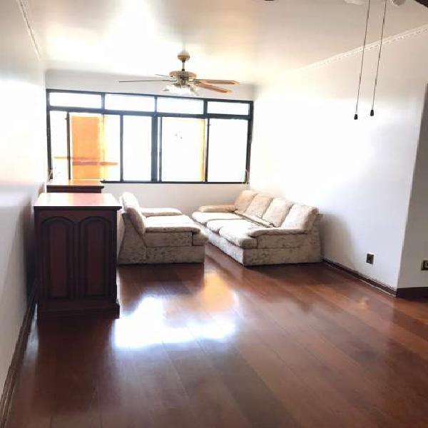 Excelente apartamento com 3 dormitórios na Vila João