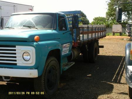 FORD F 600 ANO 80