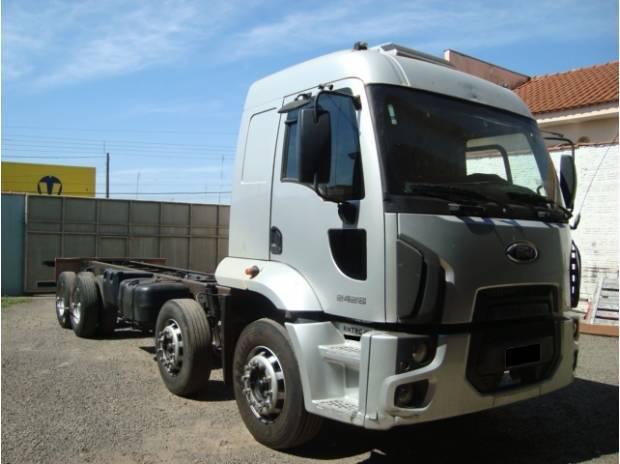 FROD 2428 8X2 2011/2012 CAB. LEITO CHASSIS