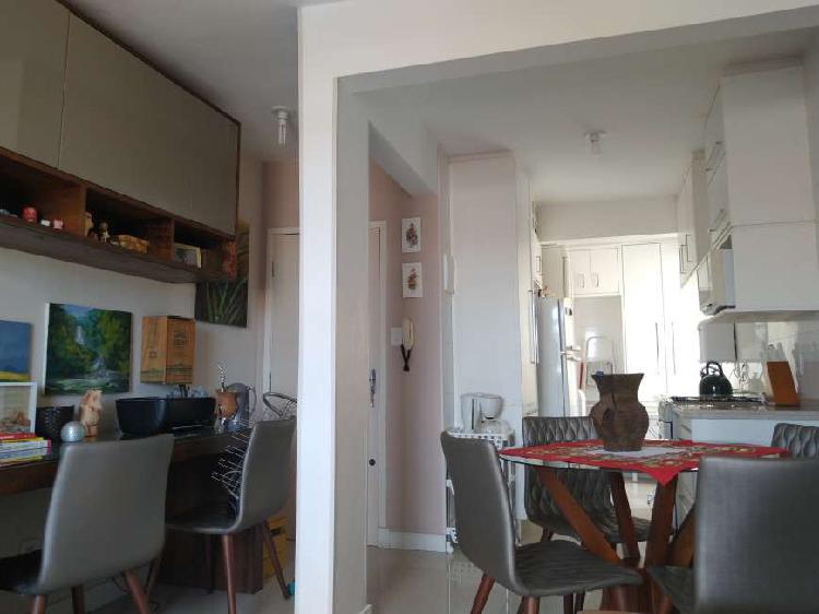 Na Trindade -Apartamento para venda com 64 m² com 3 quartos