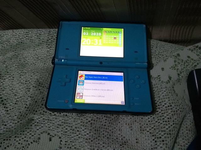 Nintendo DS desbloqueado com cartão R4