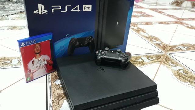 Ps 4 pro top