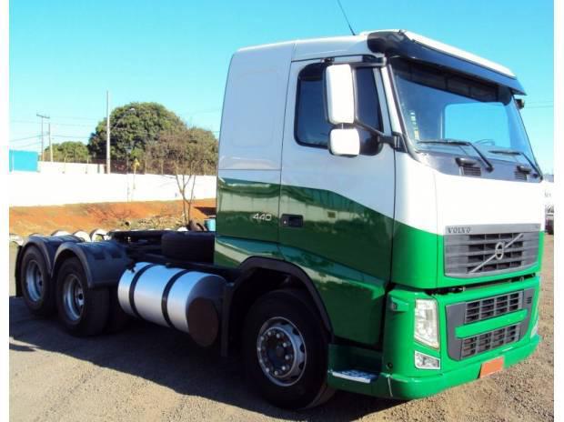 VOLVO FH 440 ANO 2010 SHIFT 6x2 TETO BAIXO