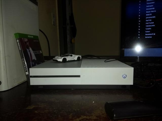 Xbox One S 1TB