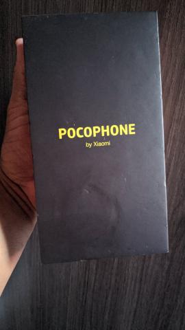 Xiaomi pocophone f1 128gb 6 gb Ram