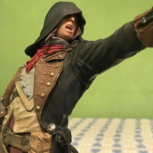 action figure - assassins creed