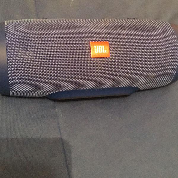 caixa de som jbl charge 3