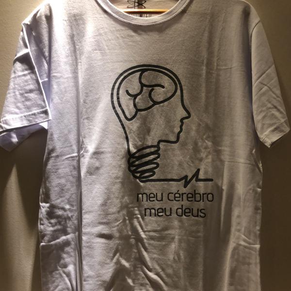 camiseta meu deus meu cérebro branca (g)