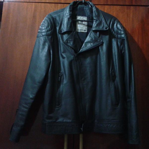 casaco de couro preto gg