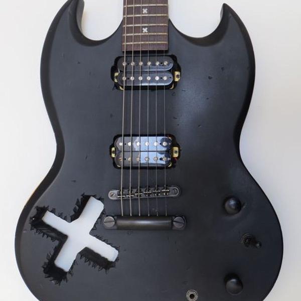 guitarra epiphone sg pierced