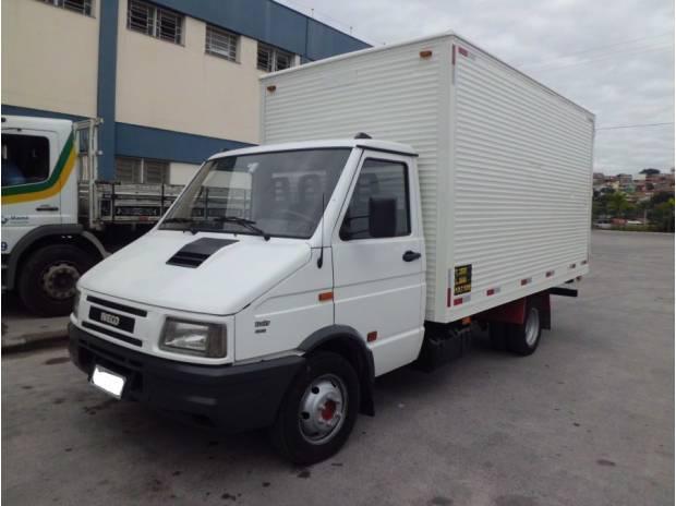 iveco dayli 4912 2005 c/baú 4,20