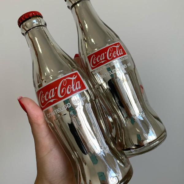 2 garrafas de coca cromadas colecionáveis