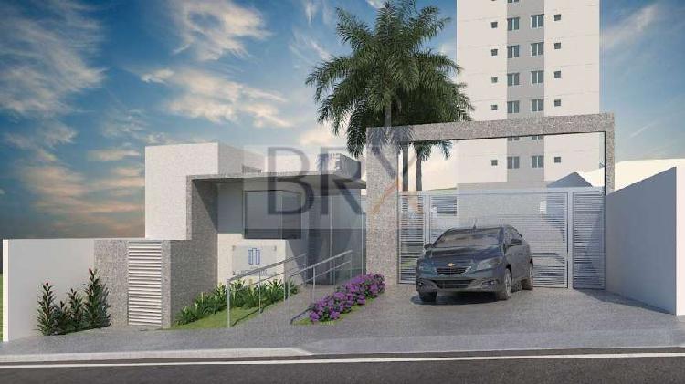 Apartamento à venda no bairro Colégio Batista em Belo