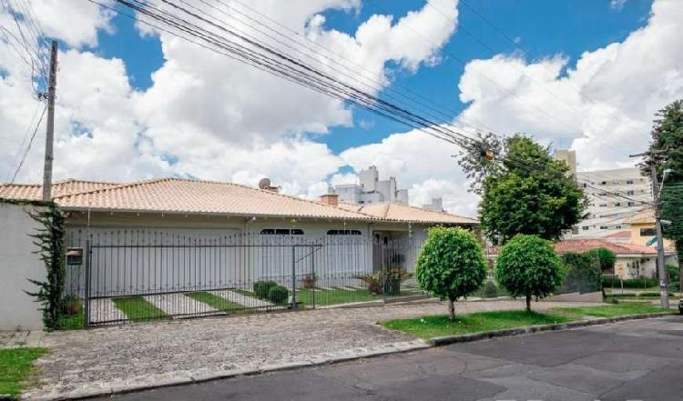 Casa Térrea 260m² - 3 Quartos, suite - Bairro Portão