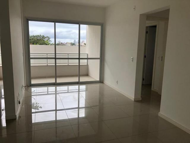 EXCELENTE! Apartamento 2 quartos, suíte, sacada com