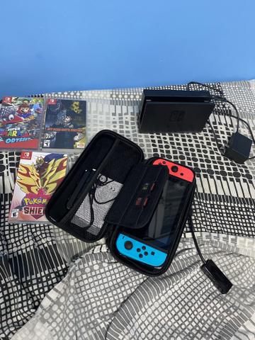 Nintendo Switch Neon novo modelo + 3 jogos + 128 gb