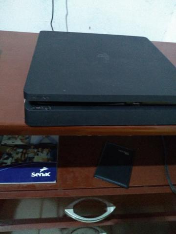 PS4 slim
