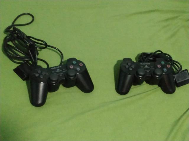 PlayStation 2 (Console, dois controles, guitarra guitar