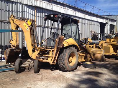 RetroEscavadeira Caterpillar 416 E ano 2007