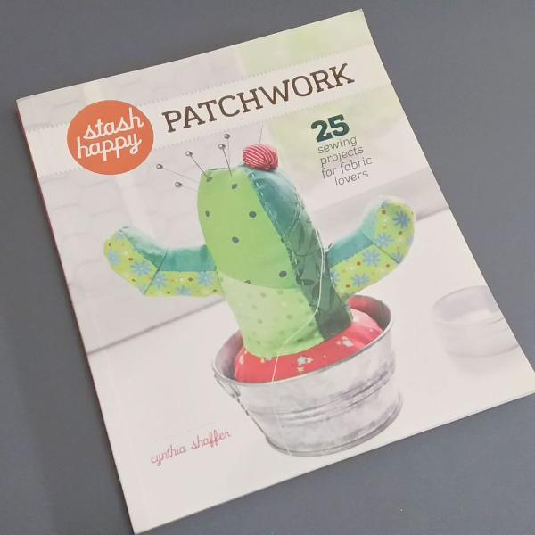 livro importado "stash happy: patchwork: 25 sewing projects