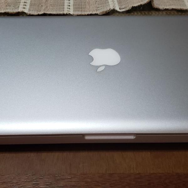 macbook pro i5 (com bateria nova)