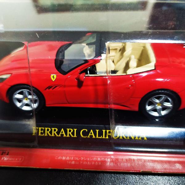 miniatura Ferrari para colecionador