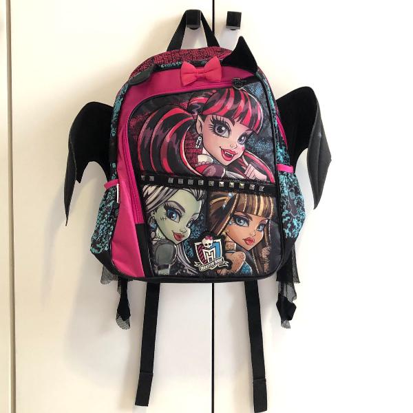 mochila monster high com asinhas