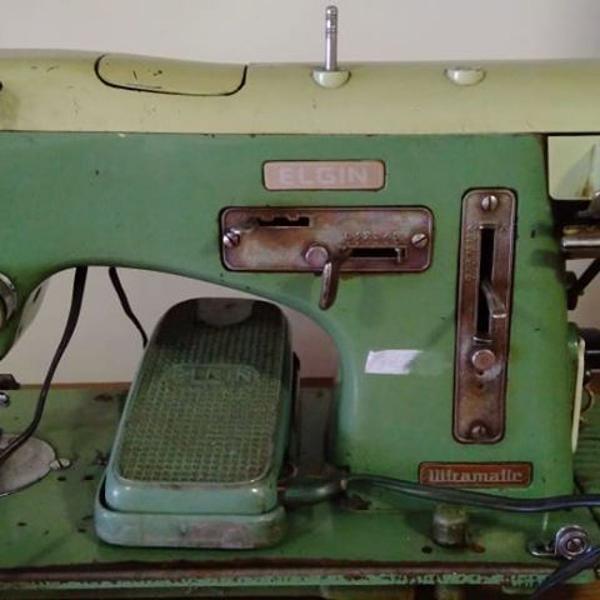 máquina de costura elgin