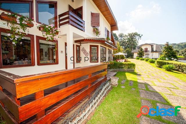 Casa em Condomínio 2 dormitórios na Região do Vale