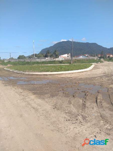 Terreno aprova casa geminada