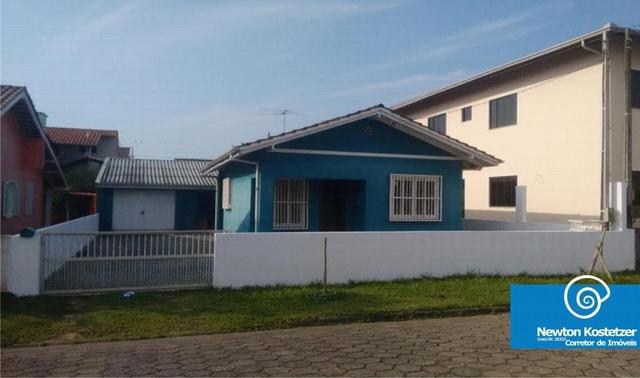 Aluga Anual casa 03 dormitórios Navegantes Meia Praia -