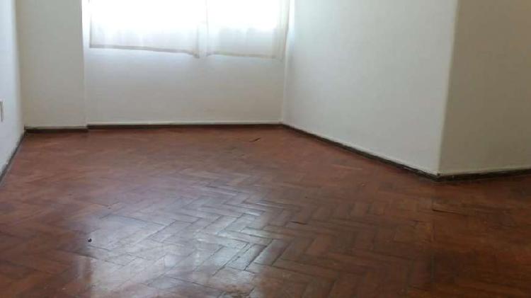 Apartamento para venda tem 50 metros quadrados com 1 quarto