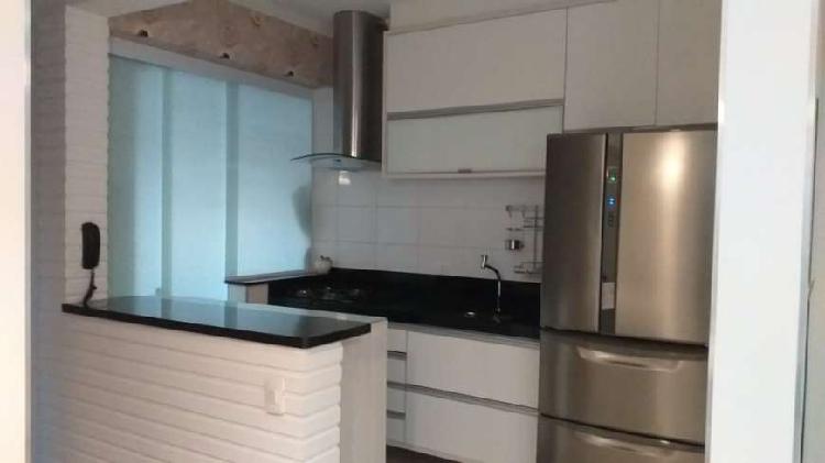 Apartamento à venda, com 66 m², 2 suítes, semi mobiliado,