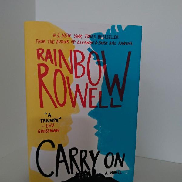 Carry on Rainbow Rowell Edição inglês capa dura