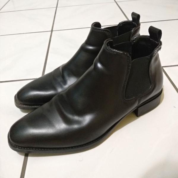 Chelsea boots Zara