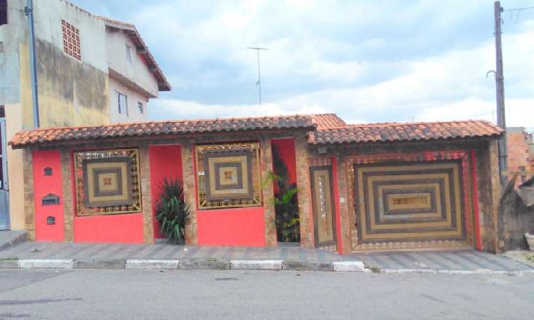 Excelente casa em Ferraz de Vasconcelos