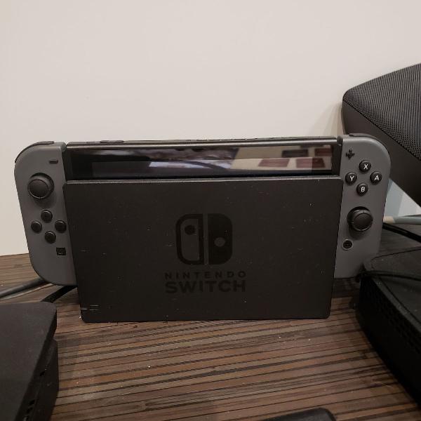 Nintendo Switch + Mário kart